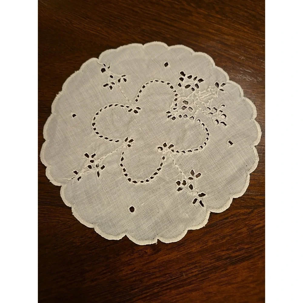 Vtg Lot‎ Crochet embroidered table linens lot, Lace , Napkins Topper